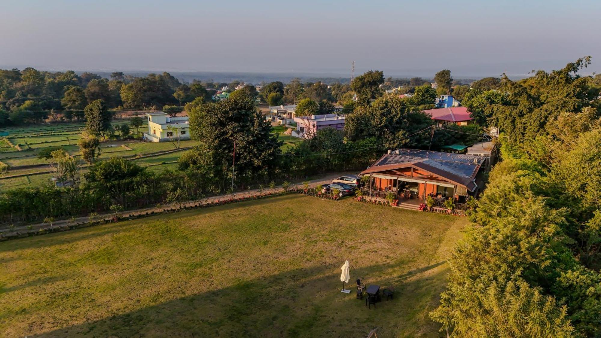 Saffronstays Timber Crest เดห์ราดุน ภายนอก รูปภาพ