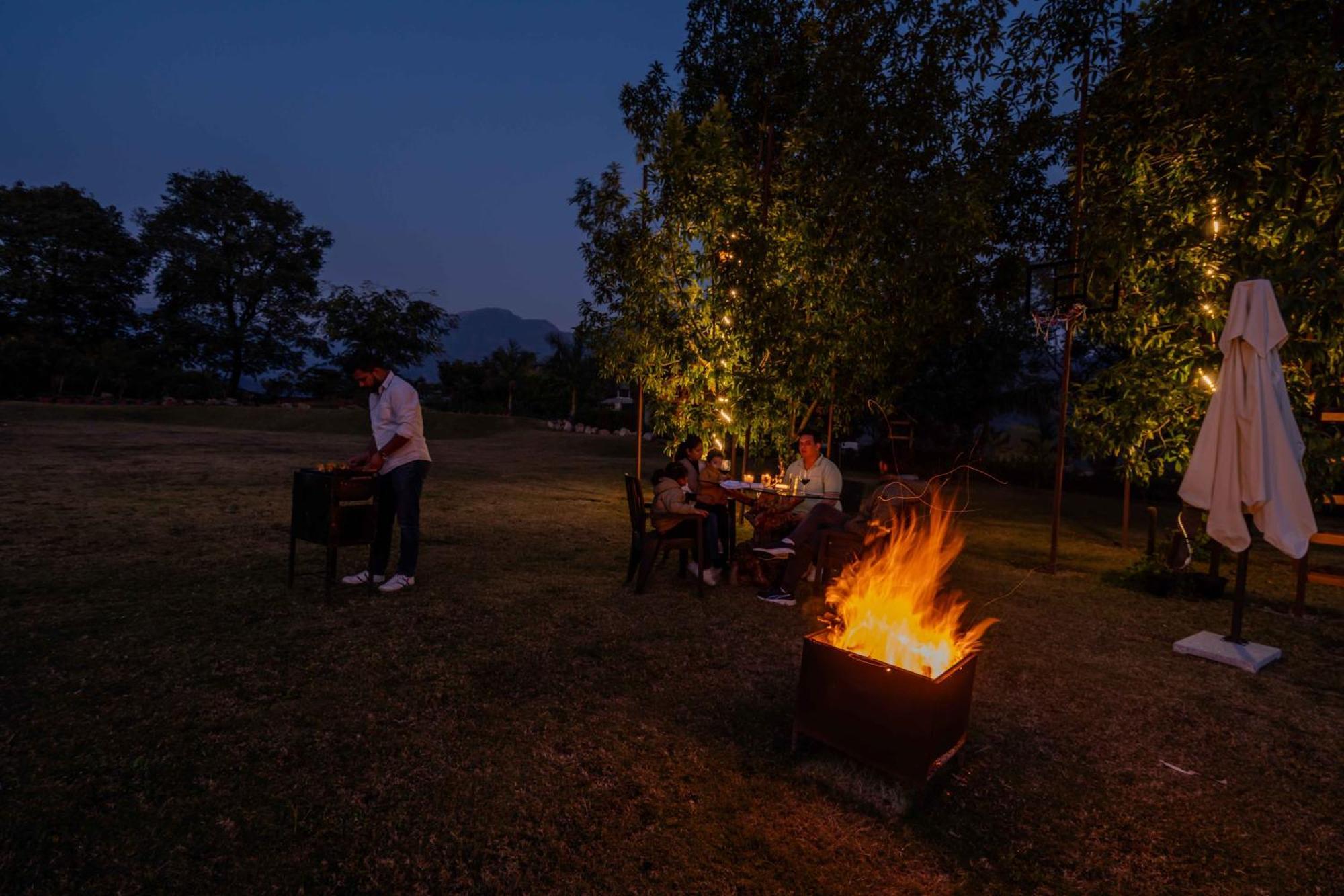 Saffronstays Timber Crest เดห์ราดุน ภายนอก รูปภาพ